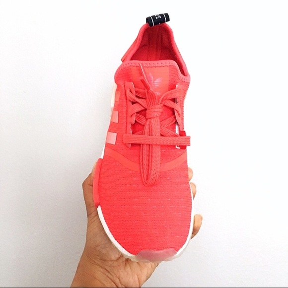 Adidas NMD R1 Trace Scarlet - Picture 3 of 7